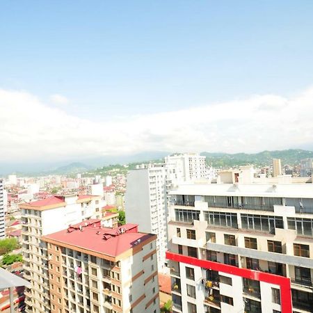 Apartments With A View Of The Trinity Holy Batumi Eksteriør bilde
